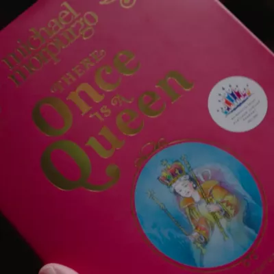 michael-morpurgo-reads-there-once-is-a-queen
